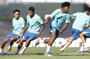 Jogadores treinam no domingo na UCLA (Foto: Rafael Ribeiro/CBF)
