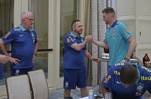 Mais cinco jogadores se apresentam ao técnico Dorival Júnior (Foto: Rafael Ribeiro/CBF)