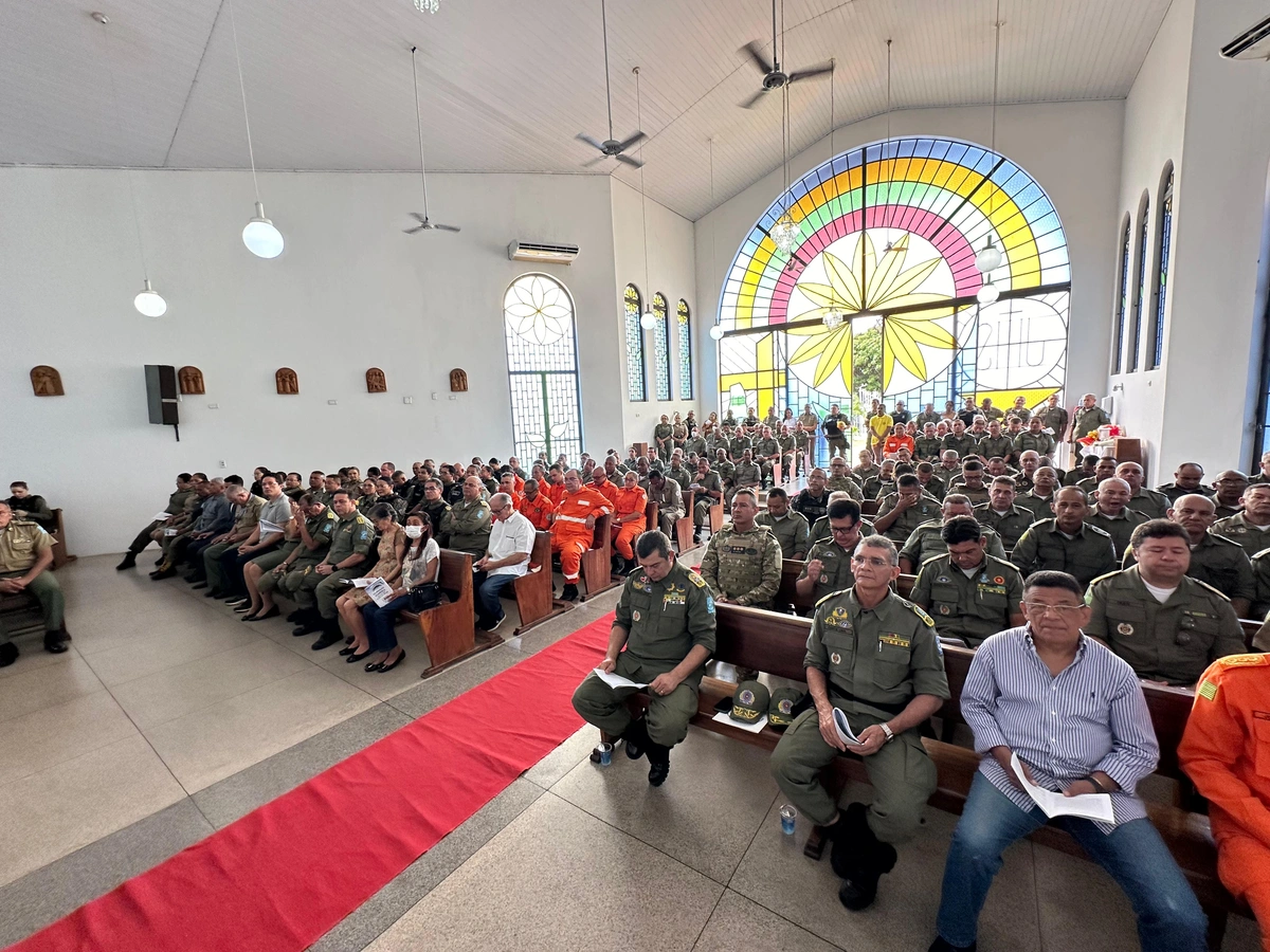 PM-PI realiza solenidade religiosa em comemoração aos seus  189 anos de serviço