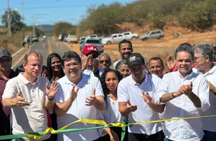 Rafael Fonteles entrega rodovias em Avelino Lopes e Júlio Borges e anuncia obras hídricas para a região (Foto: Tiago Moura/Conecta Piauí)