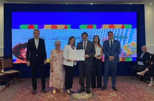 Solenidade de assinatura do termo de cooperação técnica no Palácio de Karnak (Foto: Alessandra Fonseca / Conecta Piauí)