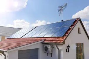 Teresina tem o maior número de casas com energia solar no país; uma em cada dez existente (Foto: Freepik)