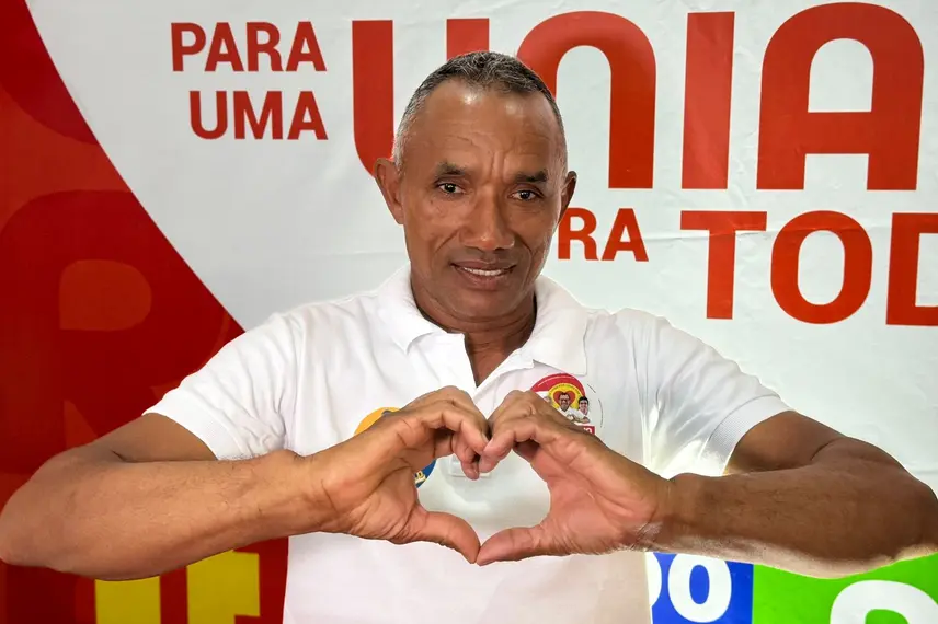 Adão Belo, Solidariedade