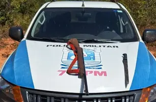 Arma apreendida pela polícia (Foto: Reprodução)