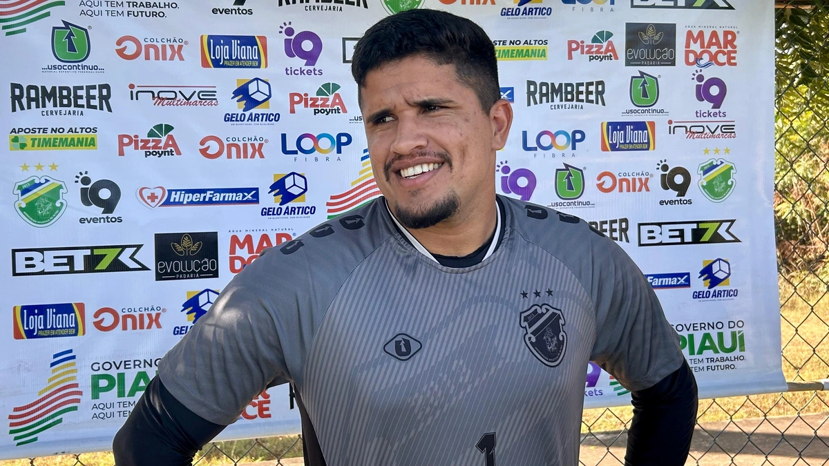 Careca, goleiro do Altos-PI