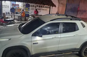 Carro roubado em Castelo do Piauí é recuperado em Campo Maior; três pessoas são presas (Foto: Reprodução)