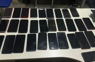 Celulares recuperados pela polícia (Foto: Reprodução)