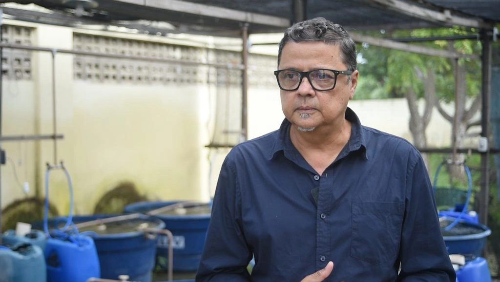 Chefe da estação de aquicultura, Josenildo Souza