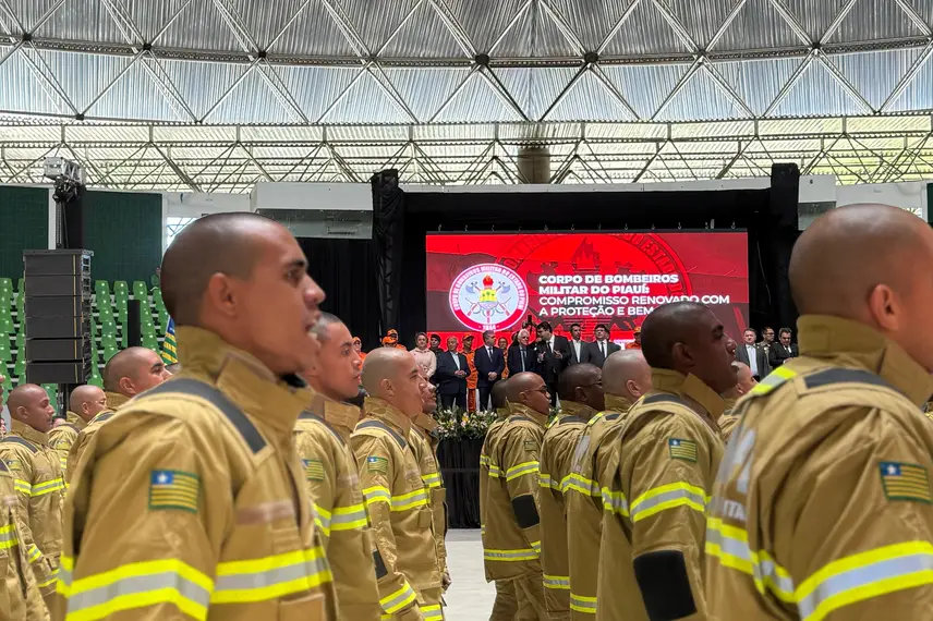 Corpo de Bombeiros do Piauí celebra 80 anos e nomeia 205 novos soldados