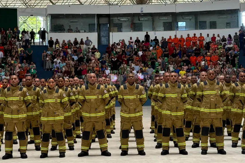 Corpo de Bombeiros do Piauí celebra 80 anos e nomeia 205 novos soldados