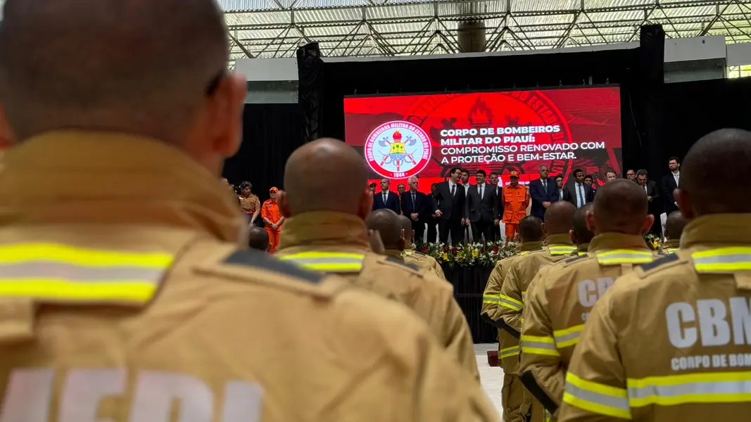 Corpo de Bombeiros do Piauí celebra 80 anos e nomeia 205 novos soldados