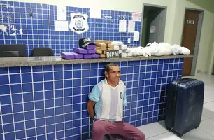 Homem é preso com quase 30 kg de 'supermaconha' em operação da PM em Parnaíba (Foto: Reprodução)