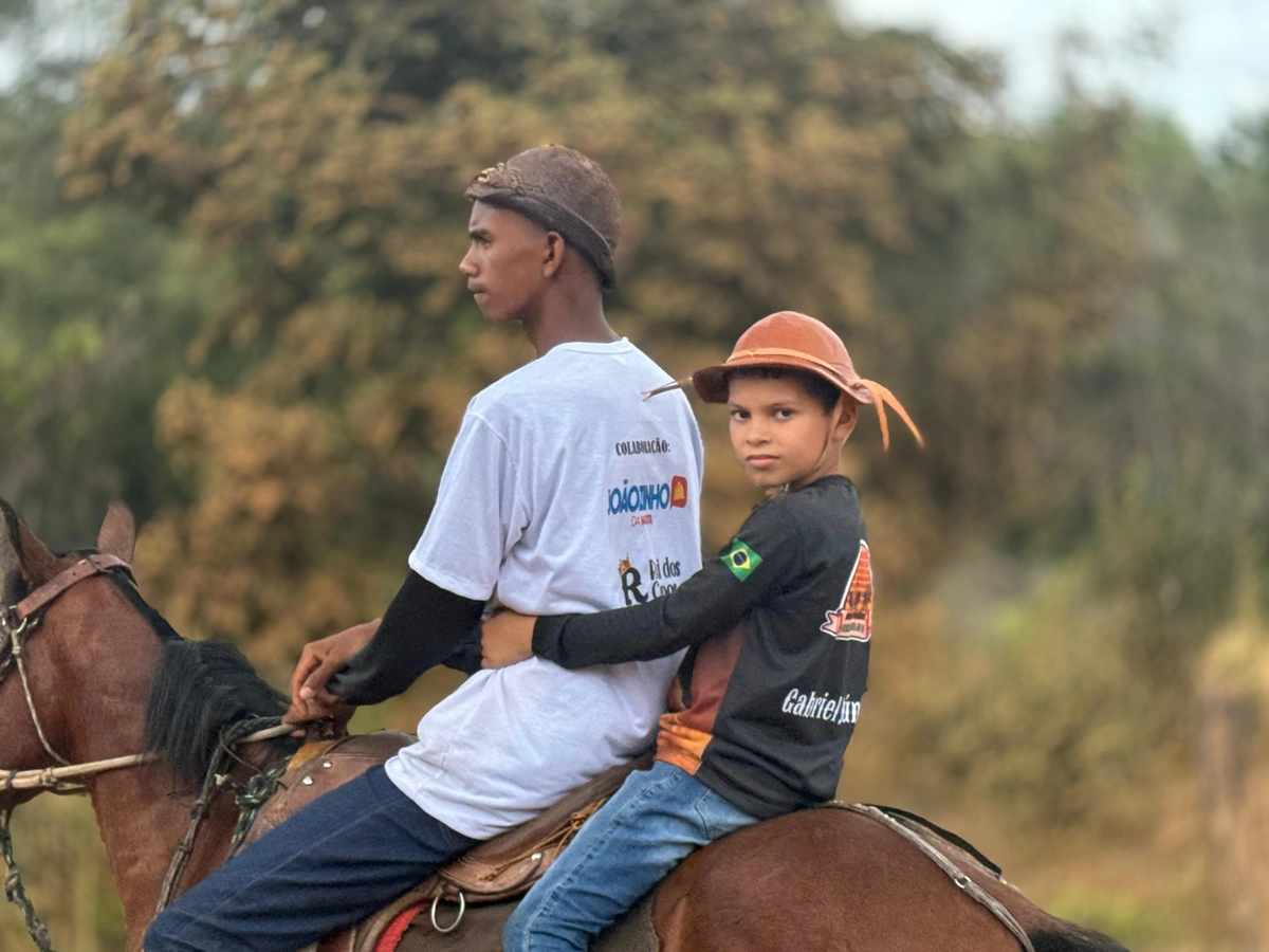 III Cavalgada da Fazenda Bela Vista reúne centenas de adeptos em Monsenhor Gil