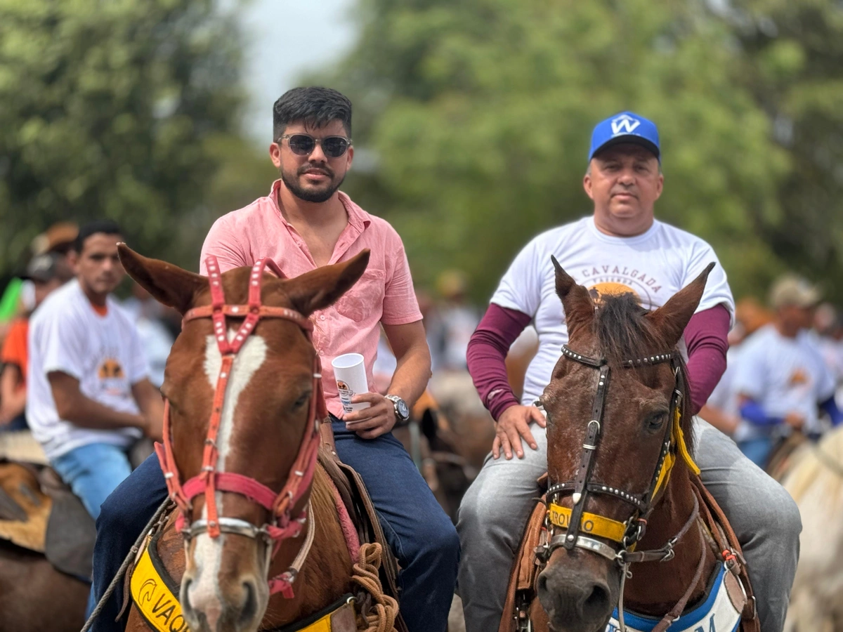 III Cavalgada da Fazenda Bela Vista reúne centenas de adeptos em Monsenhor Gil