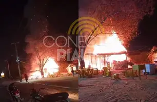 Incêndio atinge barracas durante festejos em Lagoinha do Piauí (Foto: Reprodução)