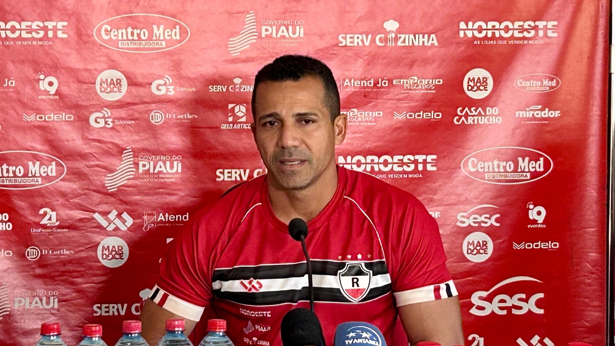 Kamar, técnico interino do River-PI