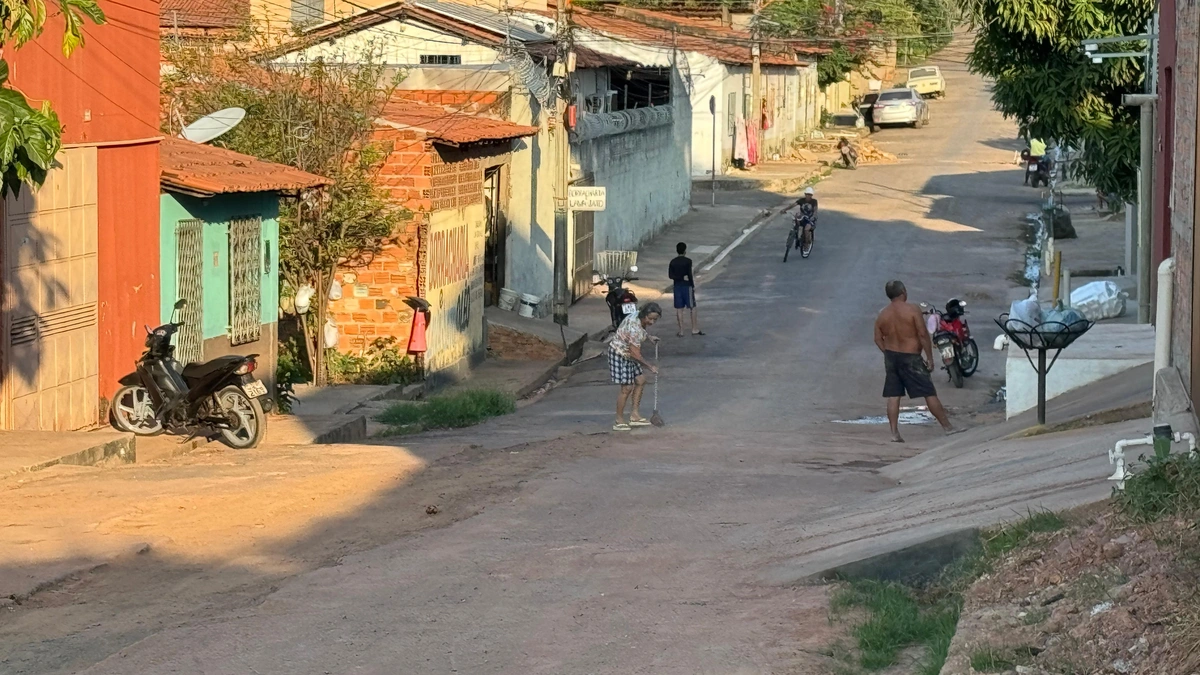 Obras inacabadas da Águas de Teresina prejudica população da zona Sul da capital