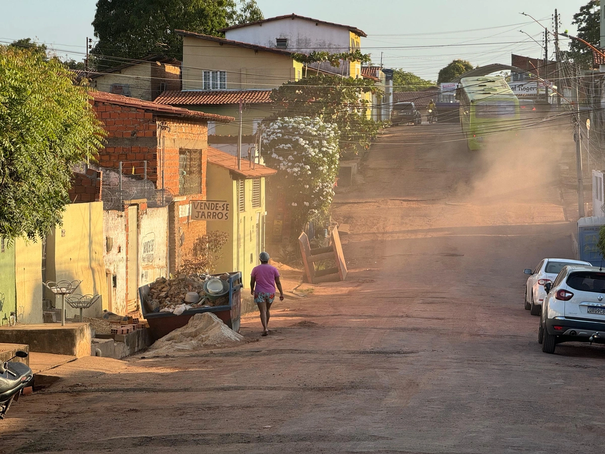 Obras inacabadas da Águas de Teresina prejudica população da zona Sul da capital