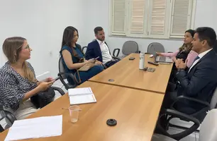 PGE-PI celebra novo acordo e encerra impasse com sindicato de empresas do setor de limpeza (Foto: Reprodução)