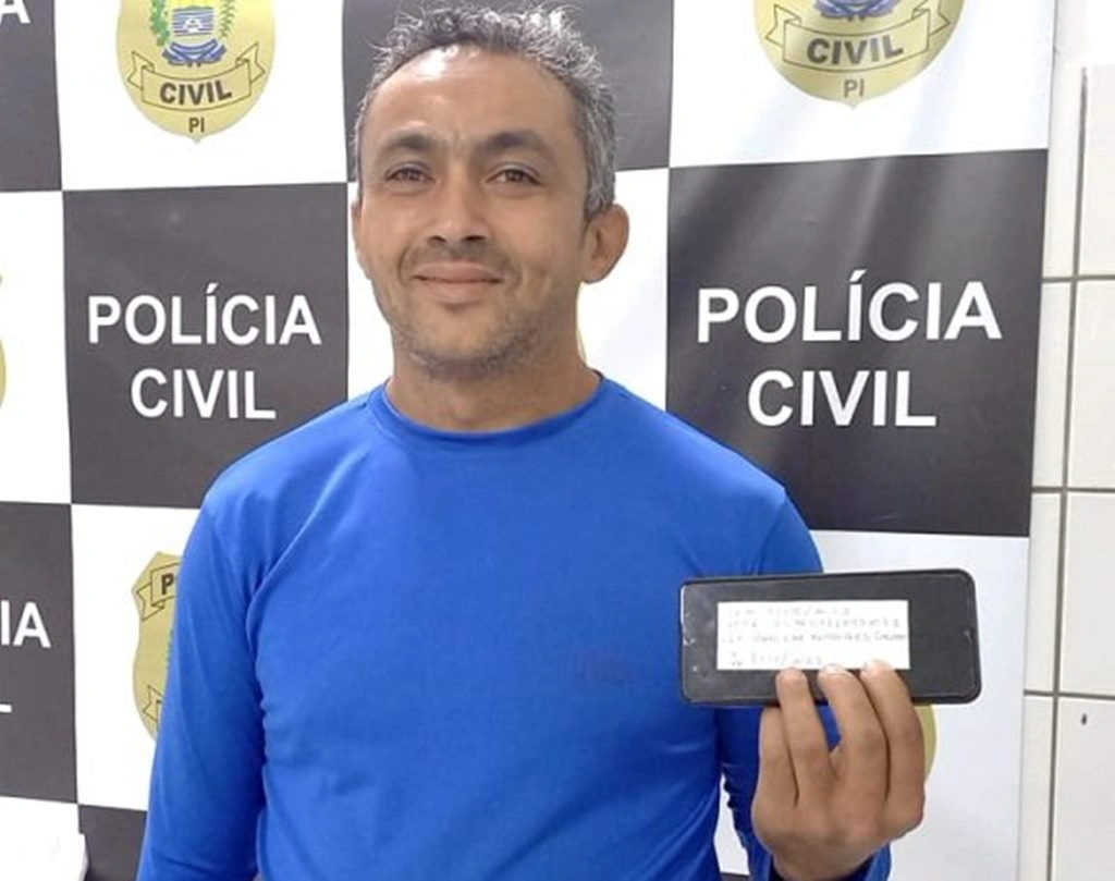 Polícia Civil faz restituição de 80 celulares em Teresina