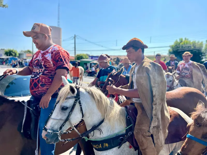 Recheada de fé e shows, Demerval Lobão comemora tradicional Festa do Vaqueiro