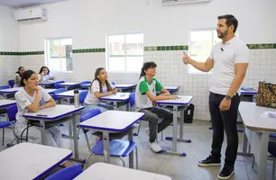 Secretário Washington Bandeira acompanha 2ª fase de Torneio Estadual de Matemática (Foto: Divulgação)