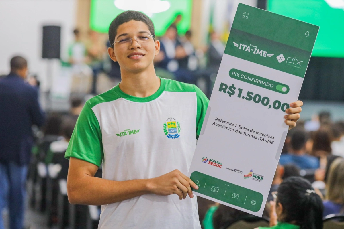 Seduc realiza pagamento da 6ª parcela de bolsas ITA/IME para estudantes do Piauí