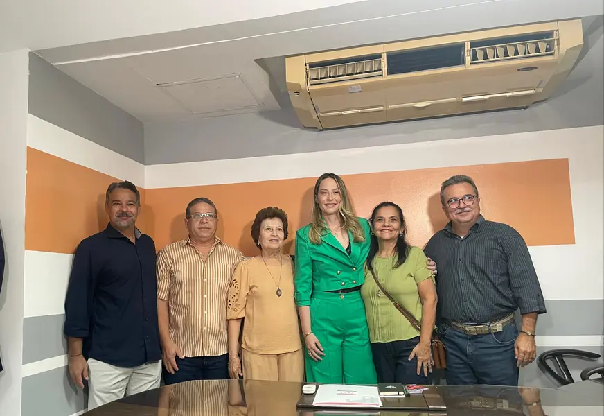 Vanessa Tapety assume cadeira na Assembleia Legislativa do Piauí