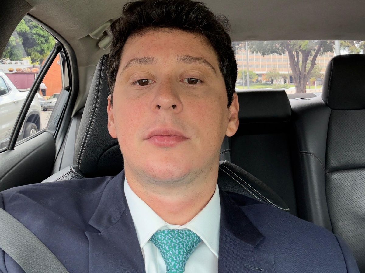 Victor Linhares declara que já tem data marcada para assumir mandato na Câmara