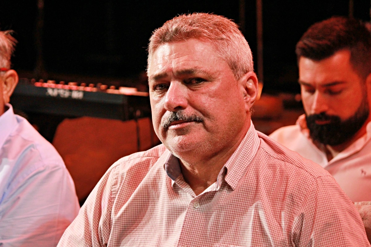 Zé Wlisses, Prefeito de Simões