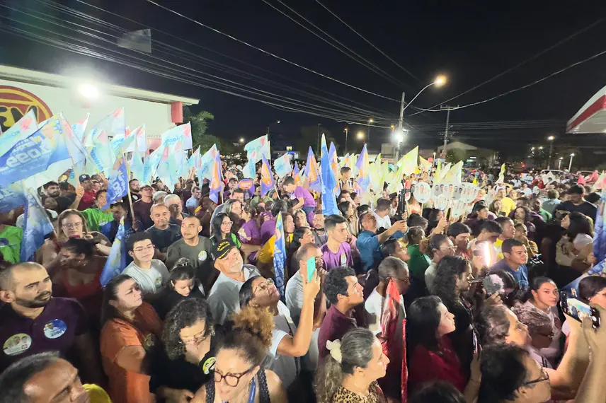 Dr. Hélio realiza inauguração de comitê de campanha em Parnaíba