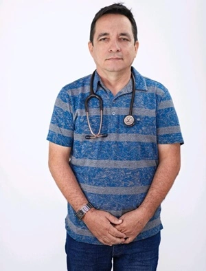 Dr. Lázaro