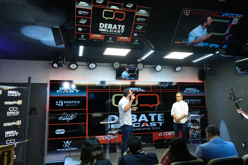 Eleições 2024: Dr. Hélio é destaque no primeiro debate de candidatos de Parnaíba