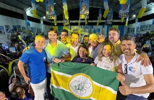 Em convenção, Dr. Luiz recebe a adesão da ex vice-prefeita Socorro Mesquita (Foto: Divulgação)