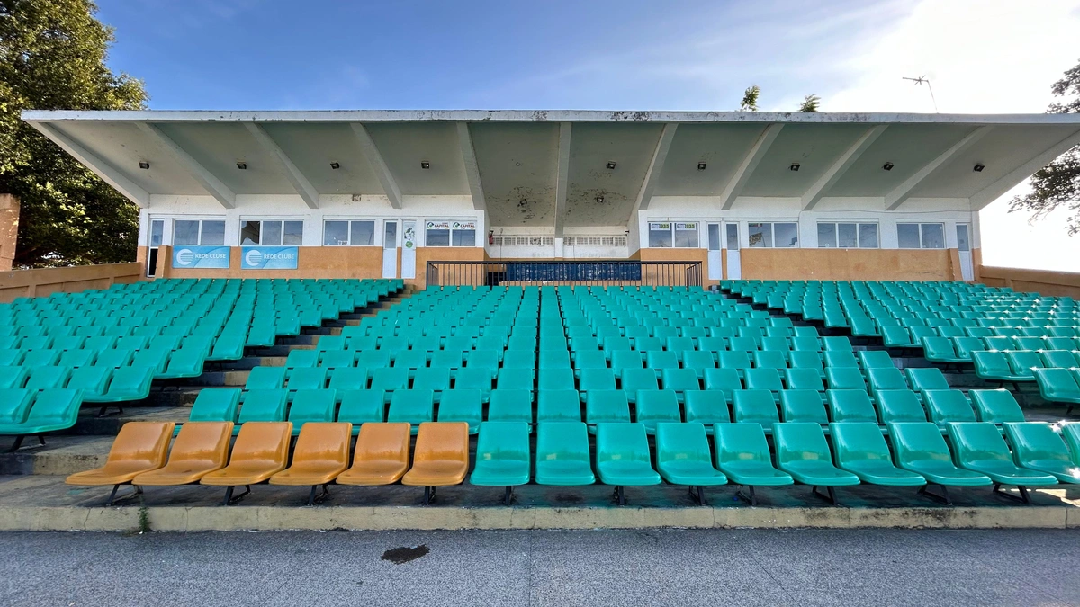 Estádio Lindolfo Monteiro