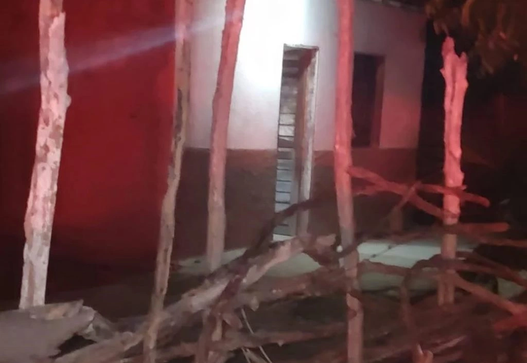 Ex-presidiário é executo a tiros na frente do irmão em Luís Correia