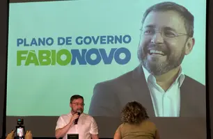 Fábio Novo apresenta plano de governo da coligação 'Juntos por Teresina' (Foto: Tiago Moura/ Conecta Piauí)