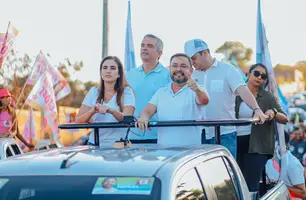Fábio Novo participa da primeira carreata por bairros da zona Leste de Teresina (Foto: Ascom)