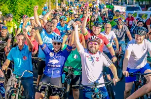 Fábio Novo promove Bicicletaço e reúne centenas de ciclistas em Teresina (Foto: Ascom/Fábio Novo)