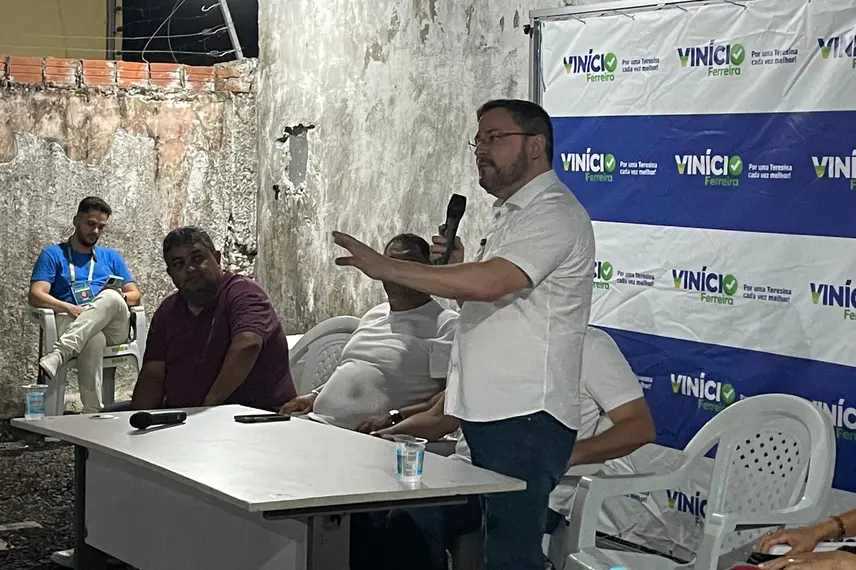 Fábio Novo realiza encontro com grupo básico de trabalhadores de Teresina