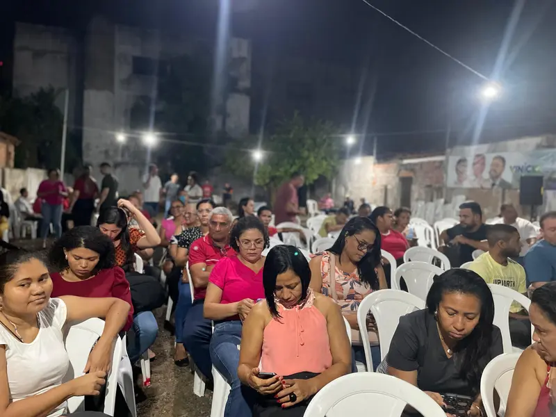 Fábio Novo realiza encontro com grupo básico de trabalhadores de Teresina