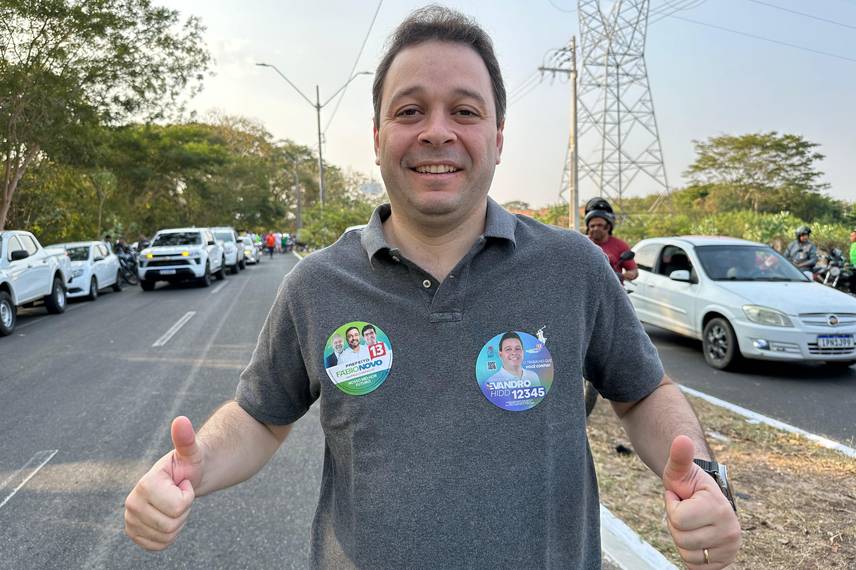 Fábio Novo realiza grande carreata em Teresina com apoio de várias lideranças Fábio Novo realiza grande carreata em Teresina com apoio de várias lideranças