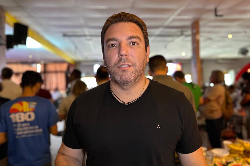 Fábio Novo reúne 300 candidatos a vereador em Teresina após encontro com Lula