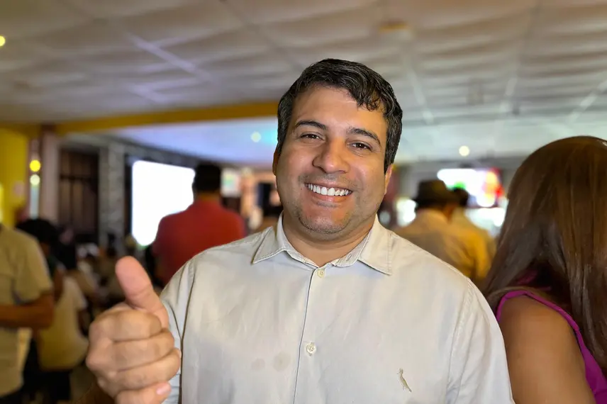 Fábio Novo reúne 300 candidatos a vereador em Teresina após encontro com Lula