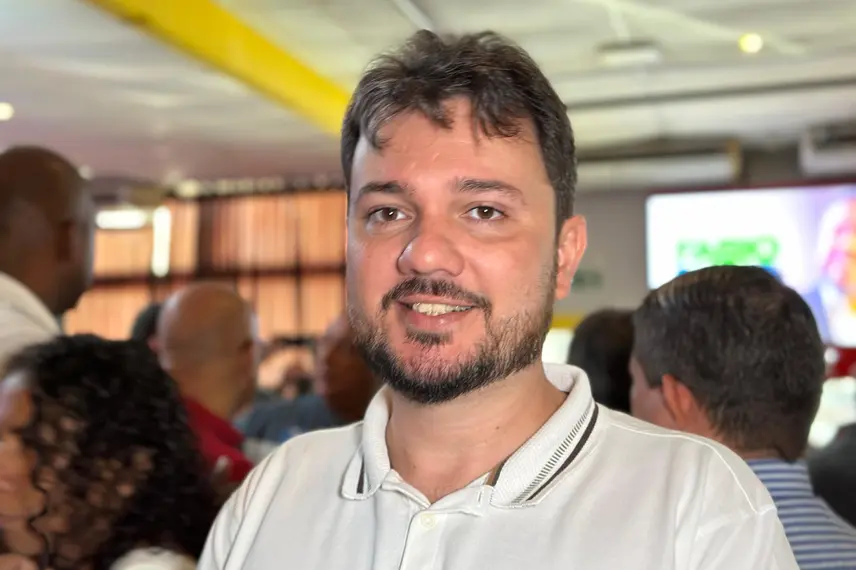 Fábio Novo reúne 300 candidatos a vereador em Teresina após encontro com Lula