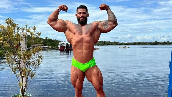 Fisiculturista Antônio Souza