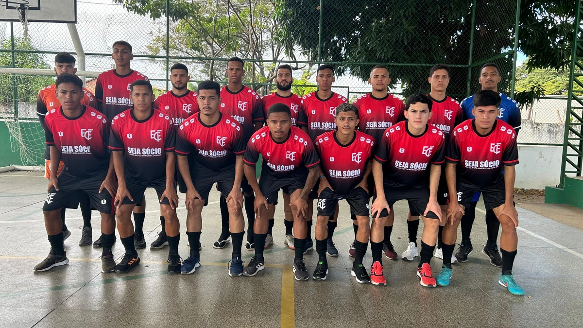 Flamengo apresenta parte do time que vai jogar série B do campeonato piauiense