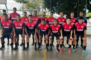 Flamengo apresenta parte do time que vai jogar série B do campeonato piauiense (Foto: Pedro Melo/Conecta Piauí)
