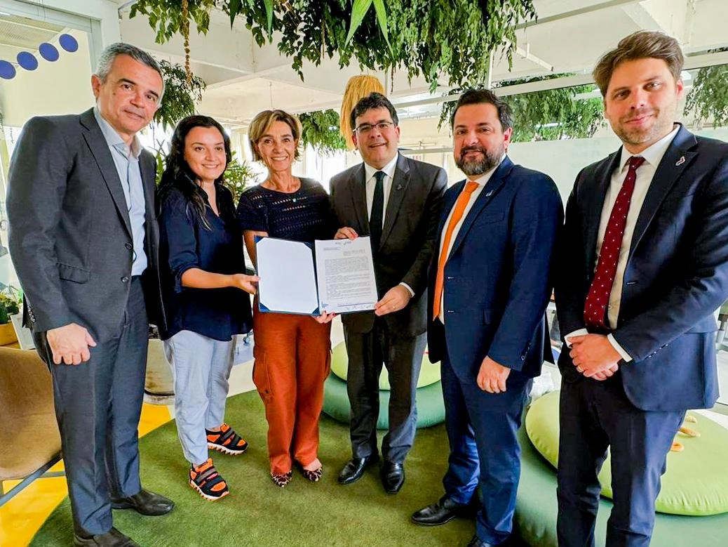Governador firma parceria com Polvo Lab para desenvolver produtos piauienses