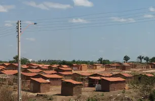 Habitações com condições inadequadas na zona Norte de Teresina (Foto: Fernando Oliveira)